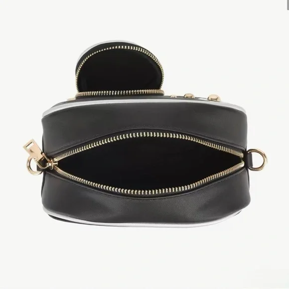Novelty Camera Crossbody Bag - Picture 4 of 6